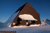 Il rifugio e arrivo della funivia
